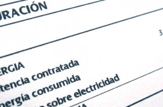 Más de la mitad de la factura de la luz son impuestos